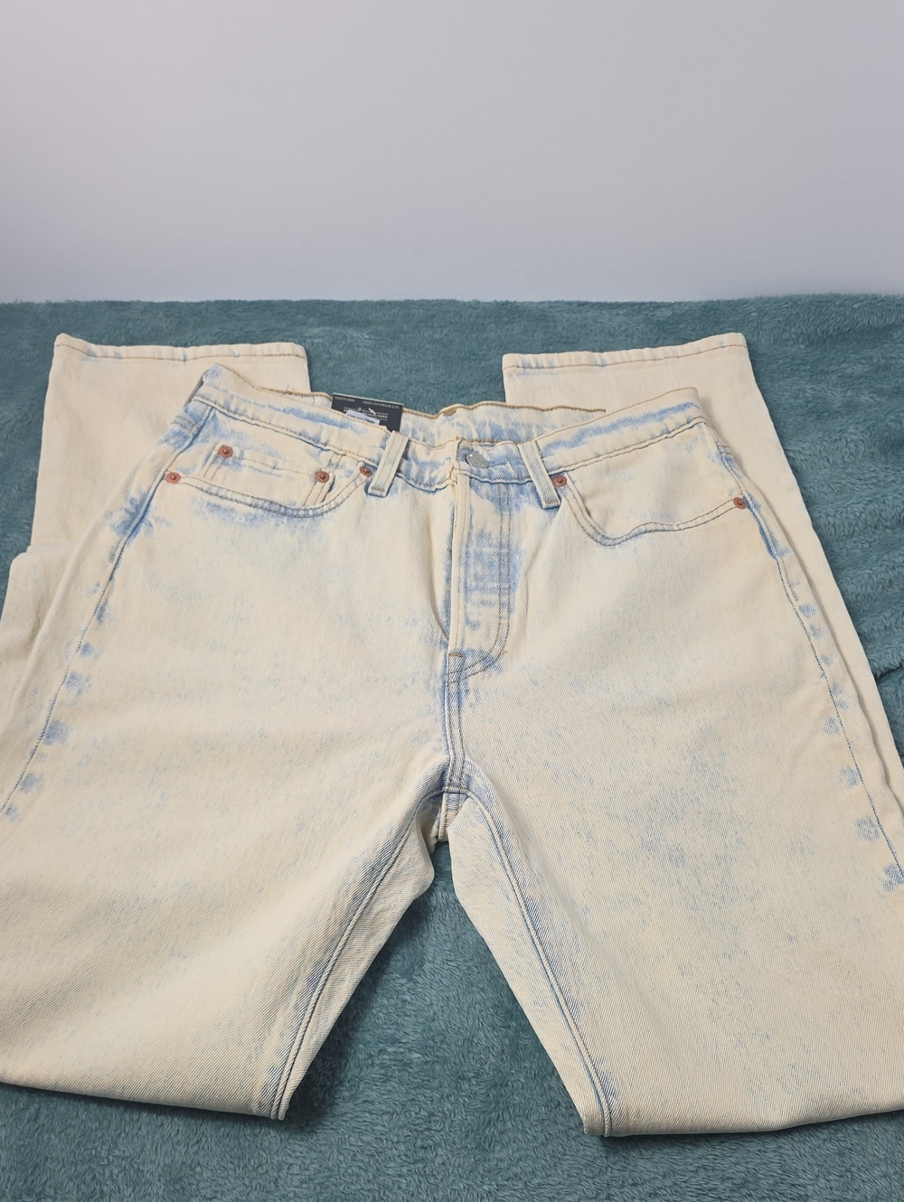 Levi's 501 Original High Rise Light Blue and Cream Straight Jeans